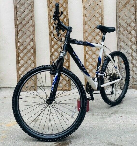 trek alpha 4400